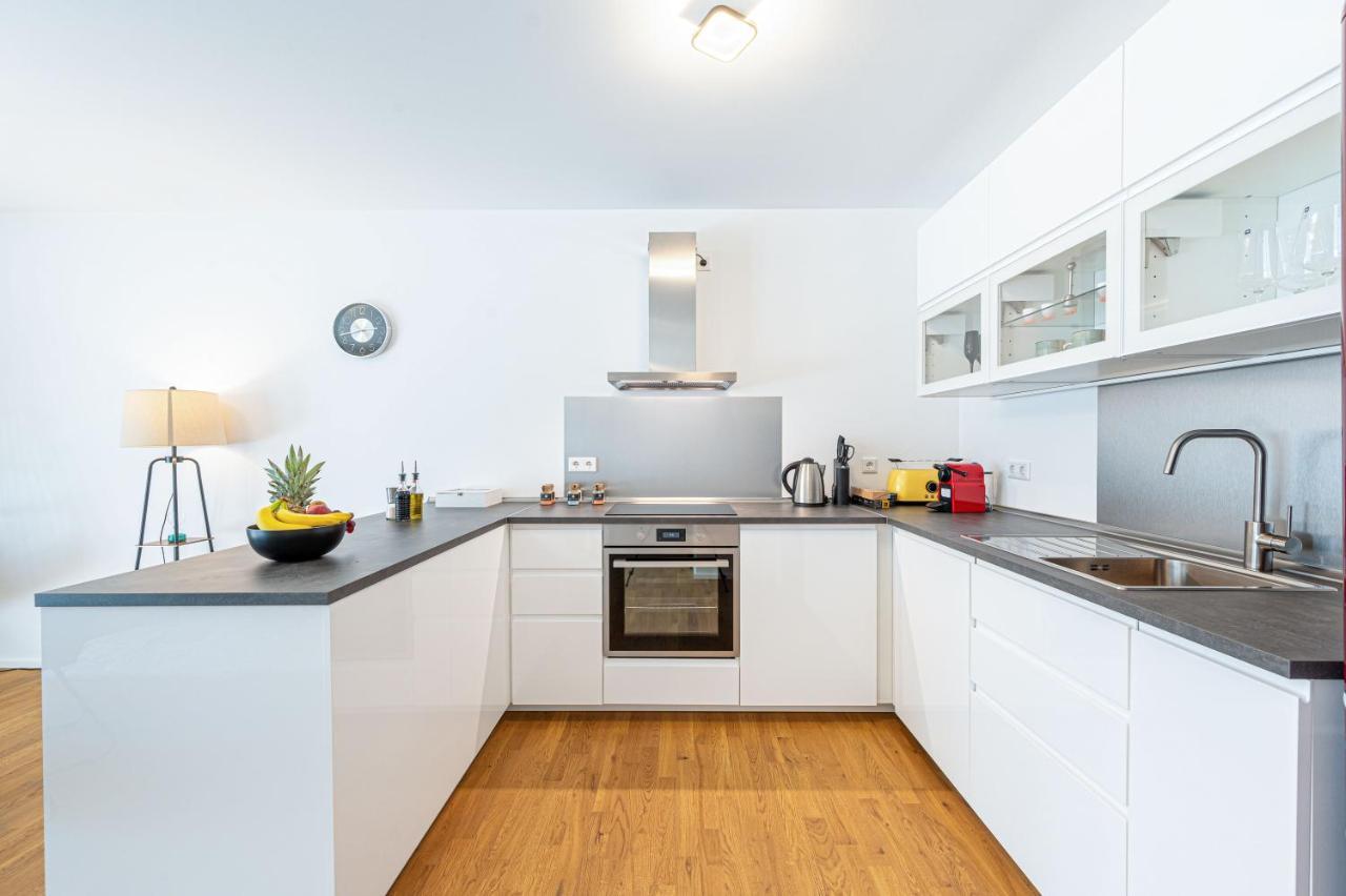Lit Living: Luxus - Box Spring - Parking - Terrace Apartment Ludwigshafen am Rhein Luaran gambar