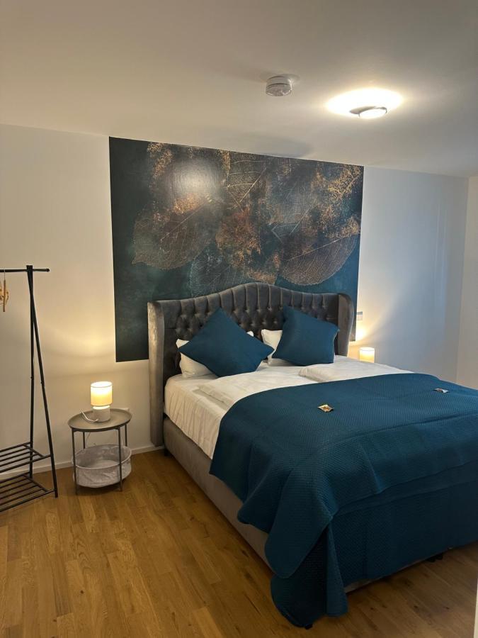 Lit Living: Luxus - Box Spring - Parking - Terrace Apartment Ludwigshafen am Rhein Bilik gambar